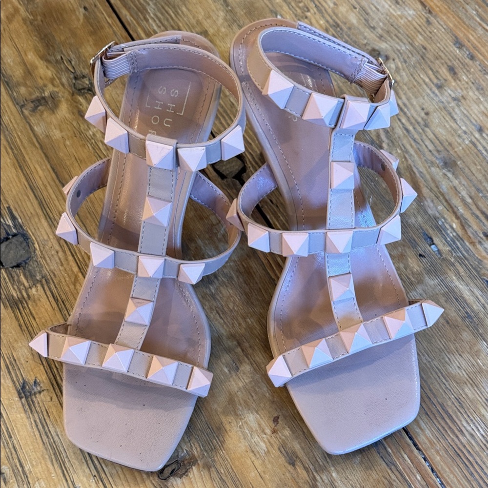 Chic Beige Studded Sandals